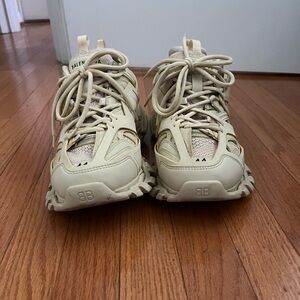 Balenciaga tracks beige